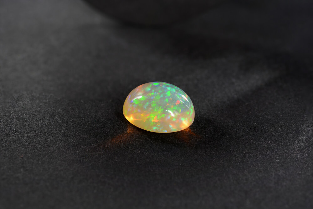 How to clean Opals